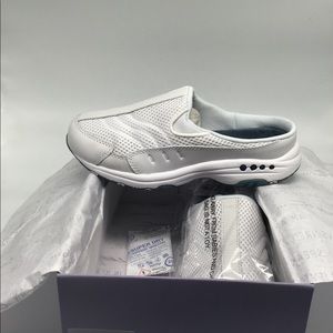 White Easy Spirit Mules